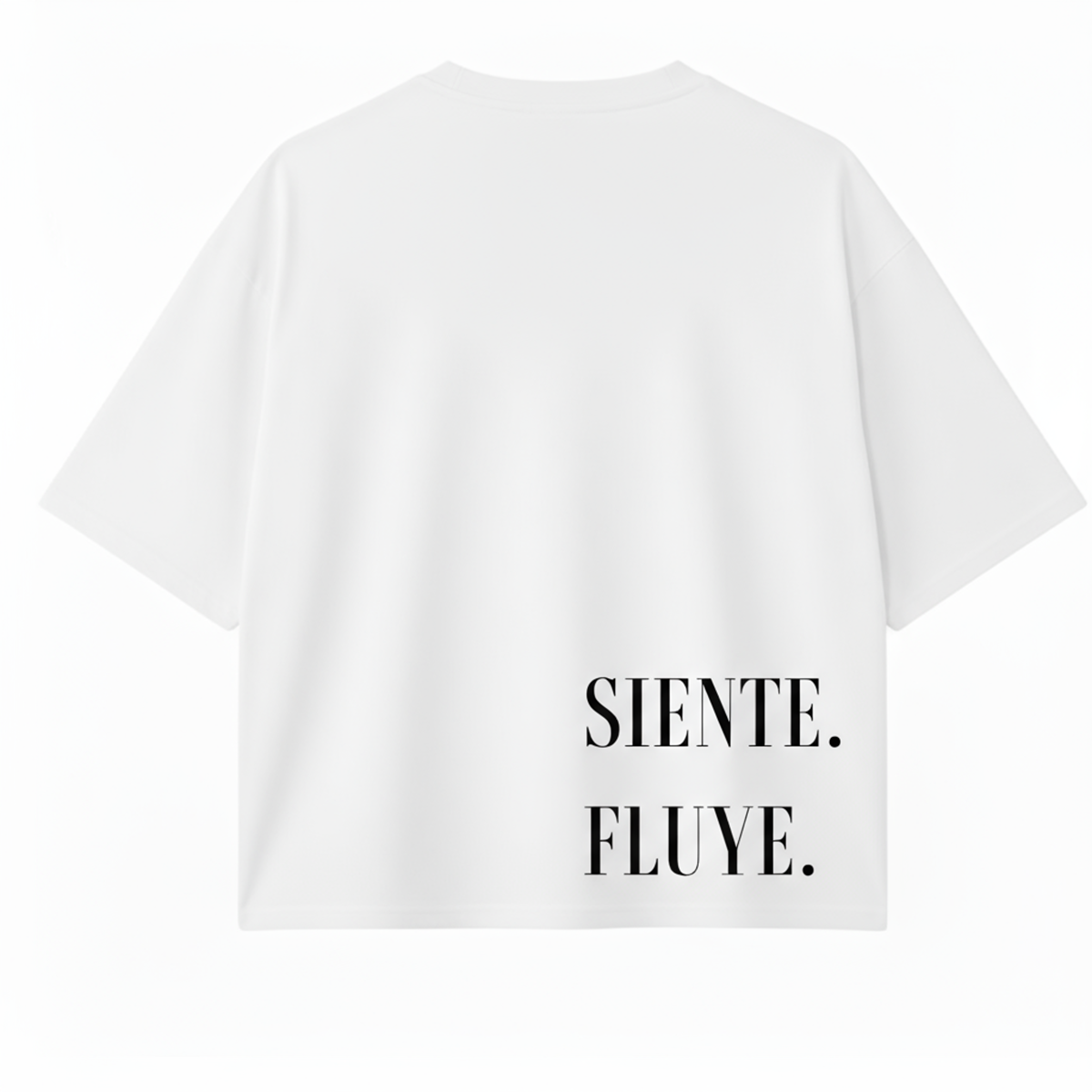 CAMISETA BOXY OVERSIZE SIENTE. FLUYE.